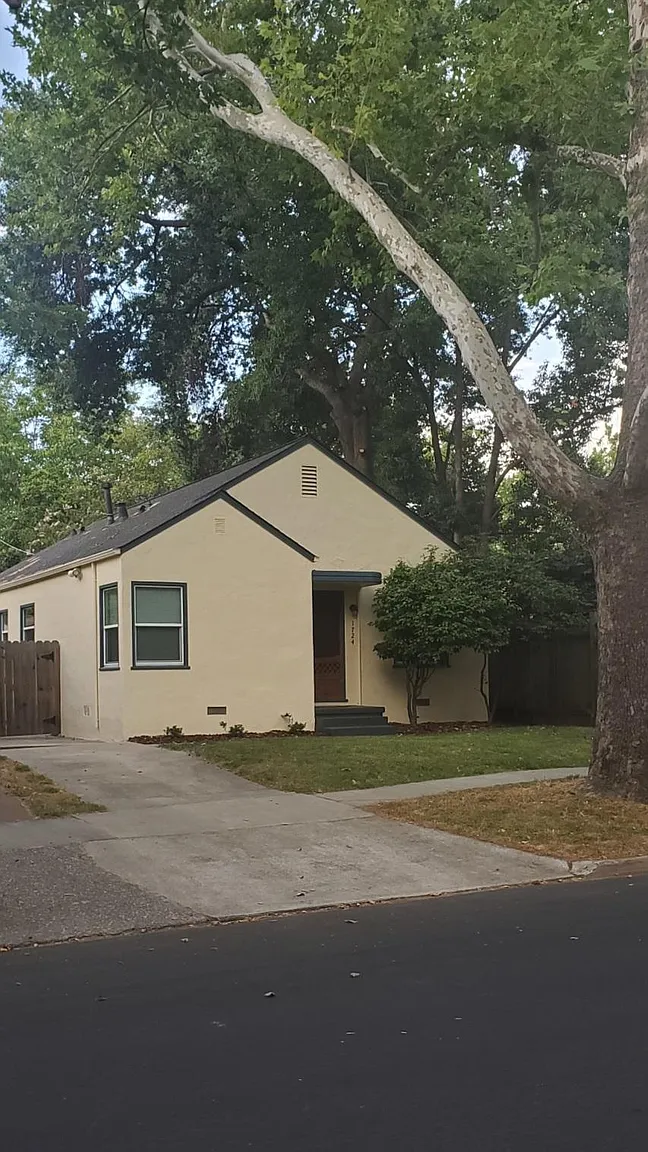 1724 4th Ave photo 1