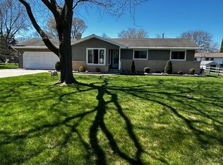 278 Crestview Ave, Neenah, WI 54956