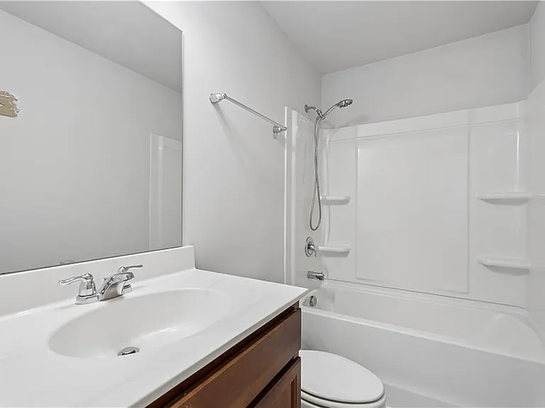5740 Wheeler Ridge Rd — Photo 37