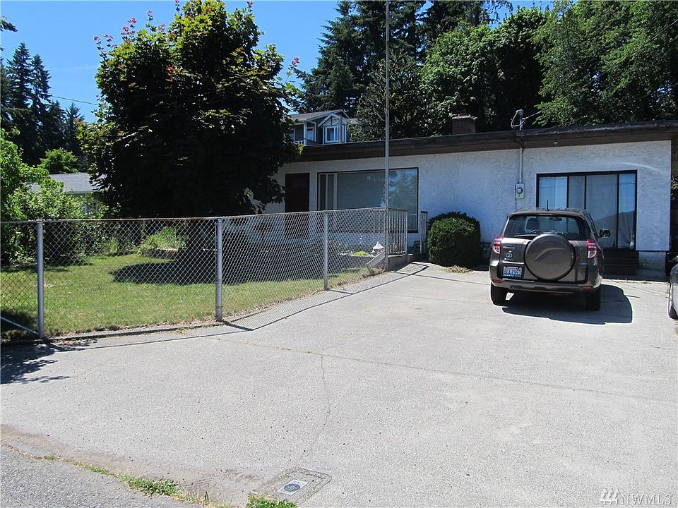 1st image of 5121 Chico Beach Dr NW