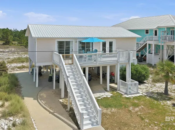 5615 Pizarro Ave, Gulf Shores, AL 36542