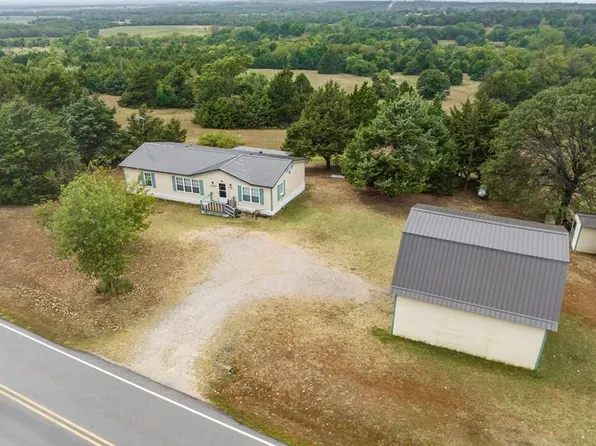 1431 County Road 2575, Caney, KS 67333