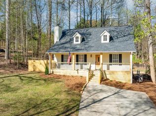 9630 Crestview Ter, Gainesville, GA 30506