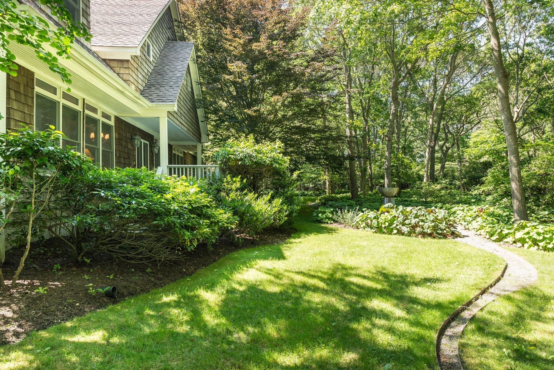 73 Wainscott Northwest Rd in Wainscott Out East