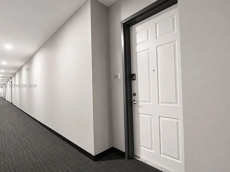 2100 Van Buren St #421 — Photo 20