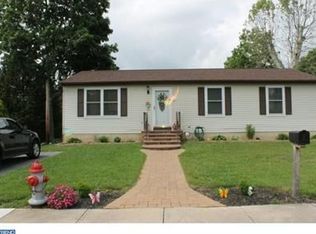 247 W High St, Clayton, NJ 08312