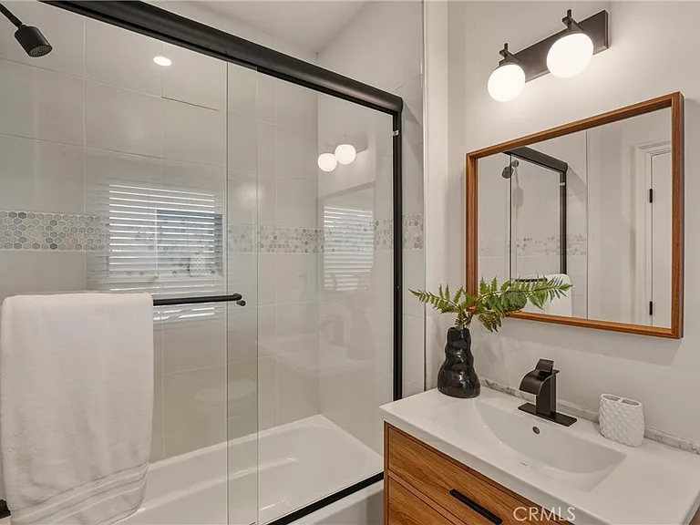 5558 Edgewood Pl — Photo 20
