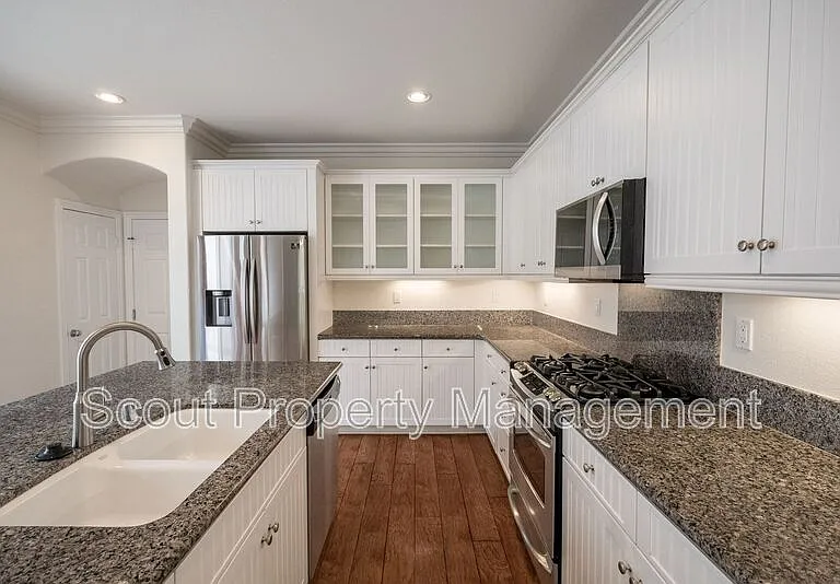 40243 Ayer Ln — Photo 12
