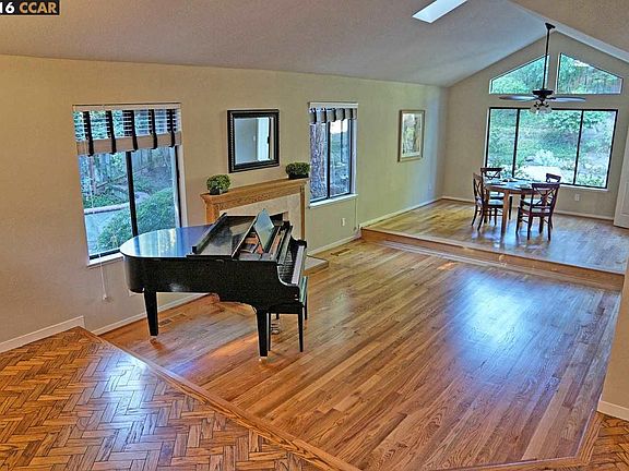 3rd image of 3045 Deer Meadow Dr