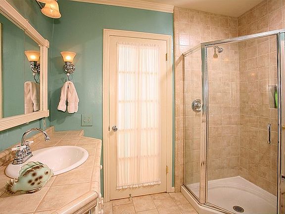 5th image of 3555 Paraiso Way