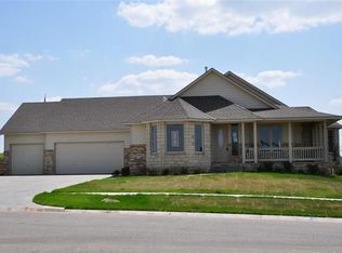 2730 N Rough Creek Rd, Derby, KS 67037