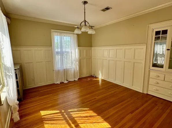 984 Chestnut St #2, Newton Upper Falls, MA 02464