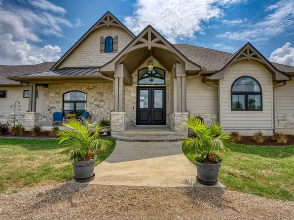 1701 CR 323, Liberty Hill, TX 78642