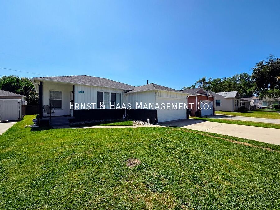 1st image of 2814 Candlewood St