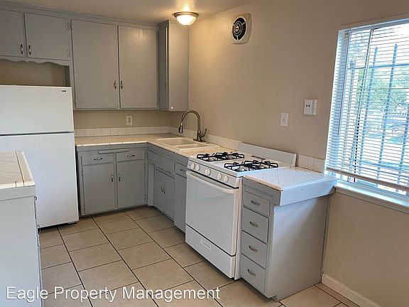 4th image of 2743 2nd Ave #10384763