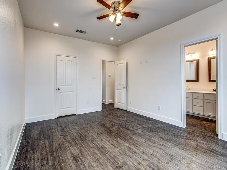 117 Dealva Ct — Photo 12