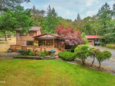 5003 Rogue River Dr, Eagle Pt, OR, 97524