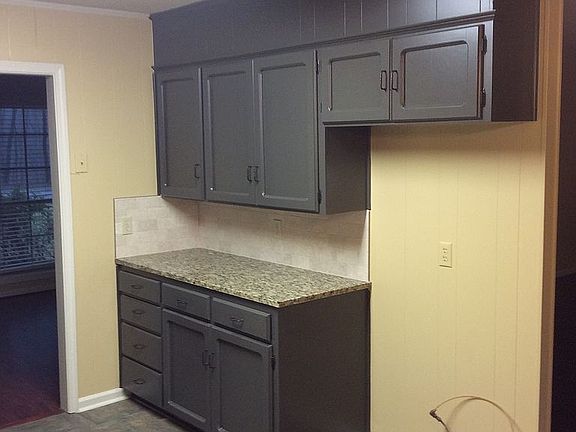 5th image of 1707 Millcreek Dr