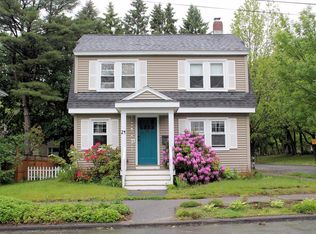 24 Bedell St, Portland, ME 04103