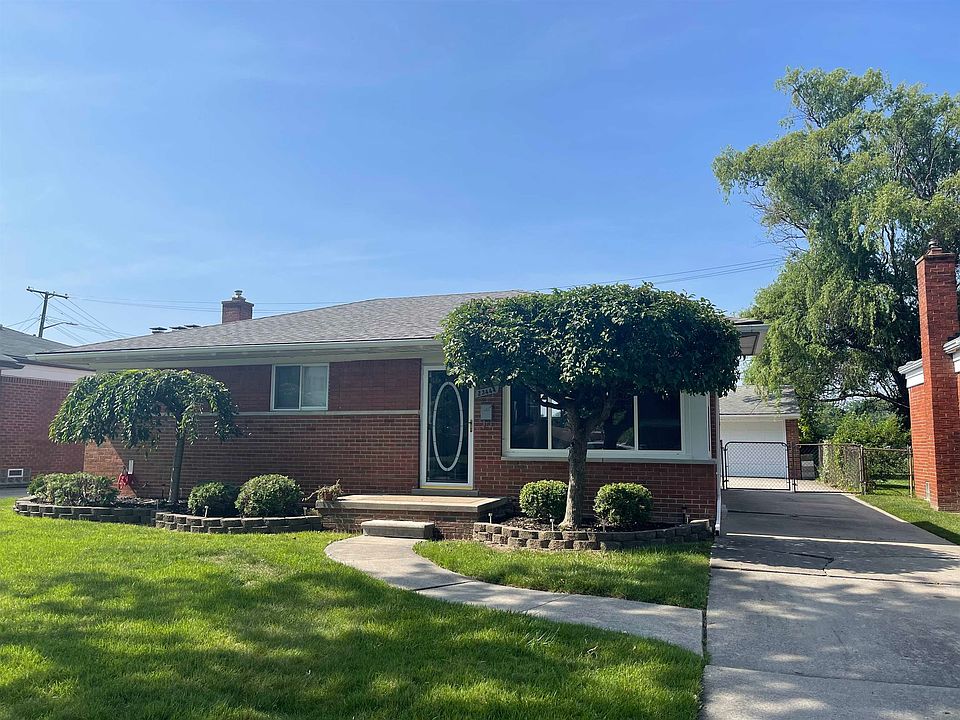 1st image of 23444 Playview St