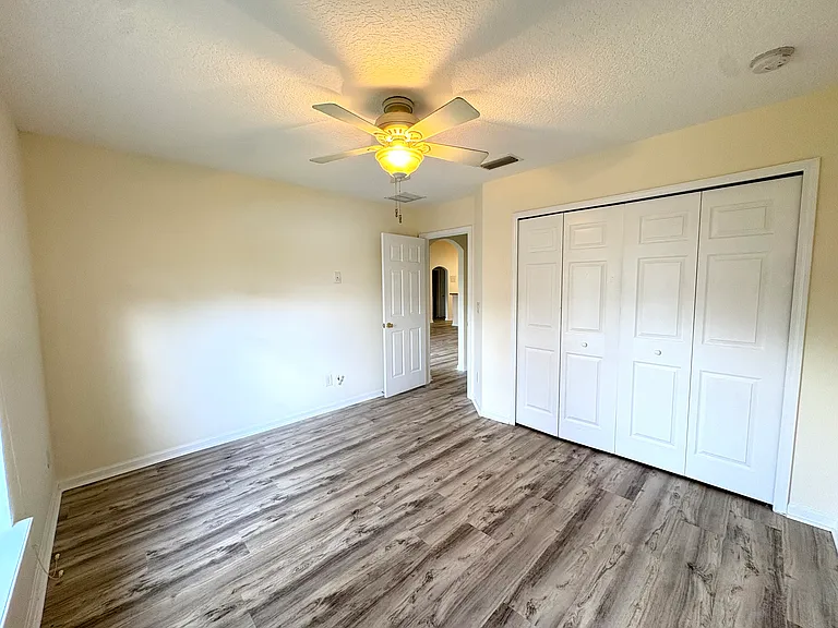 205 N Hidden Tree Dr — Photo 28