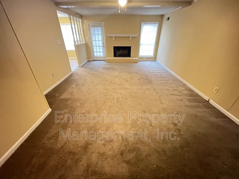 4379 Hunt Cliff Trce — Photo 5