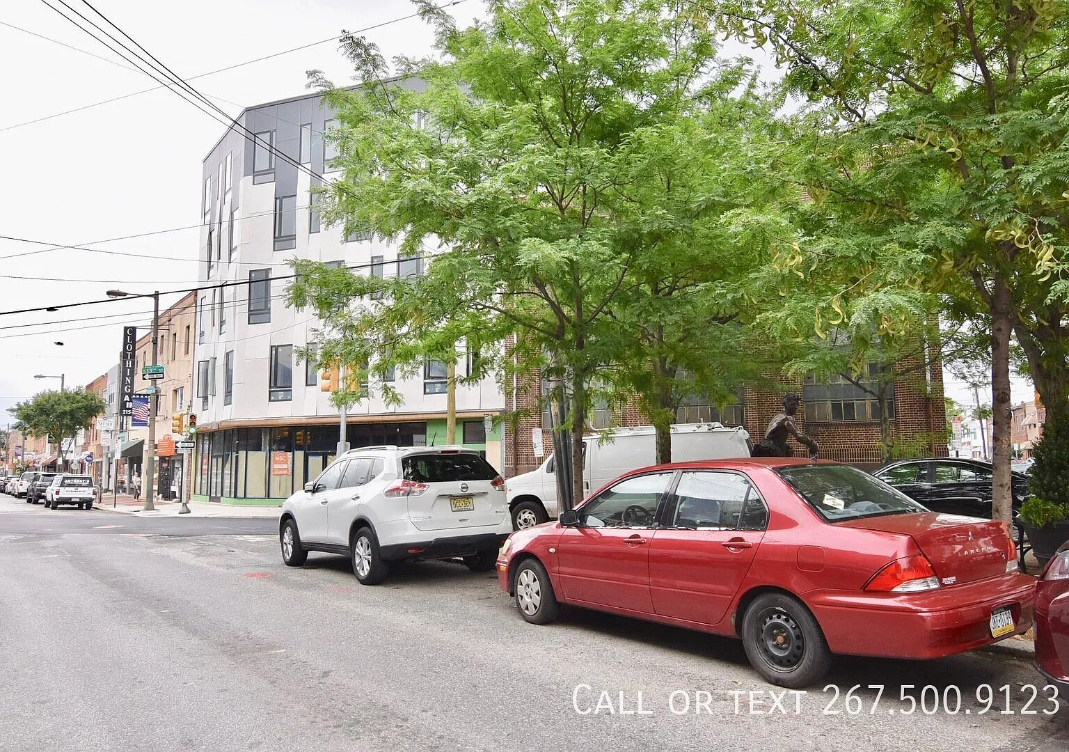 Excellent apartment on Passyunk Ave! W/D in-unit, dishwasher and water included! — Photo 1