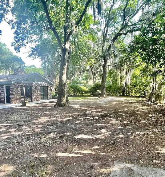 604 Leaning Oaks Dr — Photo 2