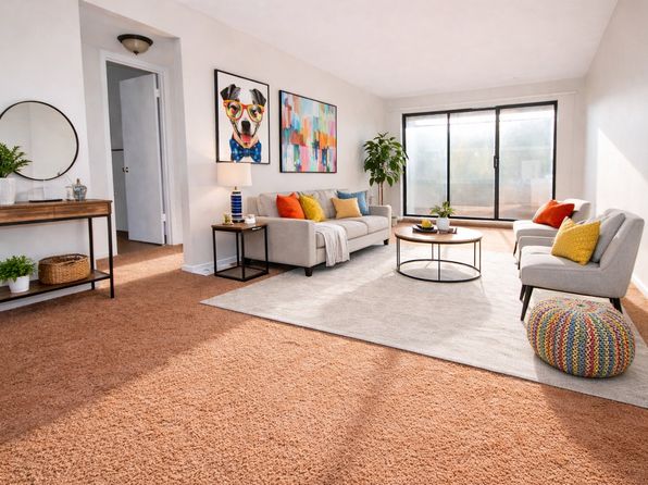 235 W Chestnut St APT 510