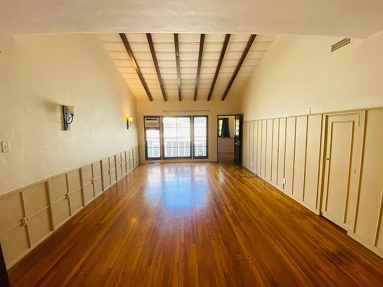 6300 W Olympic Blvd — Photo 1