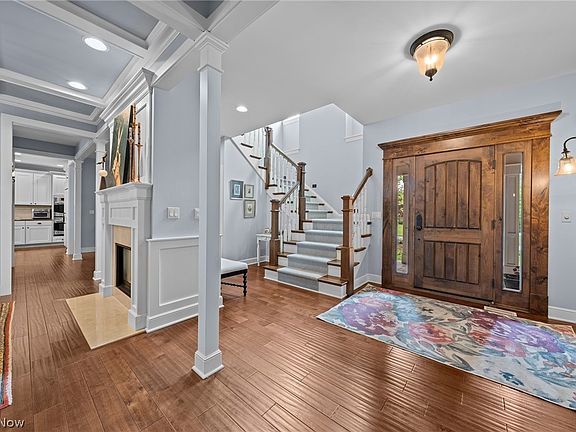 3rd image of 23785 Letchworth Rd