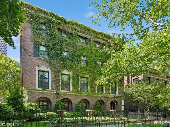 325 W Wellington Ave, Chicago, IL 60657