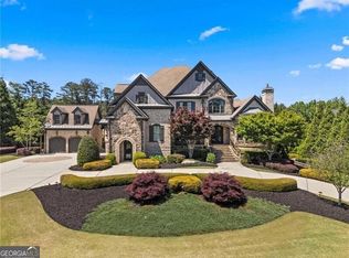2725 Drayton Hall Dr, Buford, GA 30519