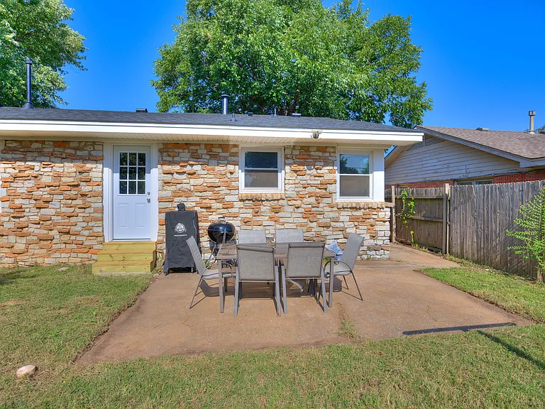 9608 Ridgeview Dr — Photo 33