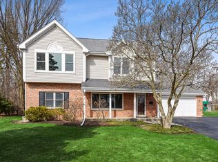 232 Linden Rd, Northbrook, IL 60062