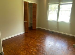 401 Madison Ct, Gadsden, AL 35904