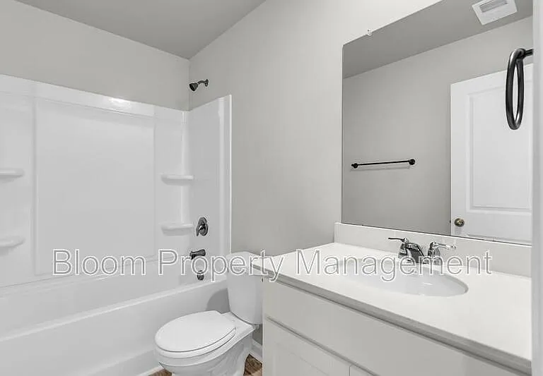 844 Lilyford Ln — Photo 23