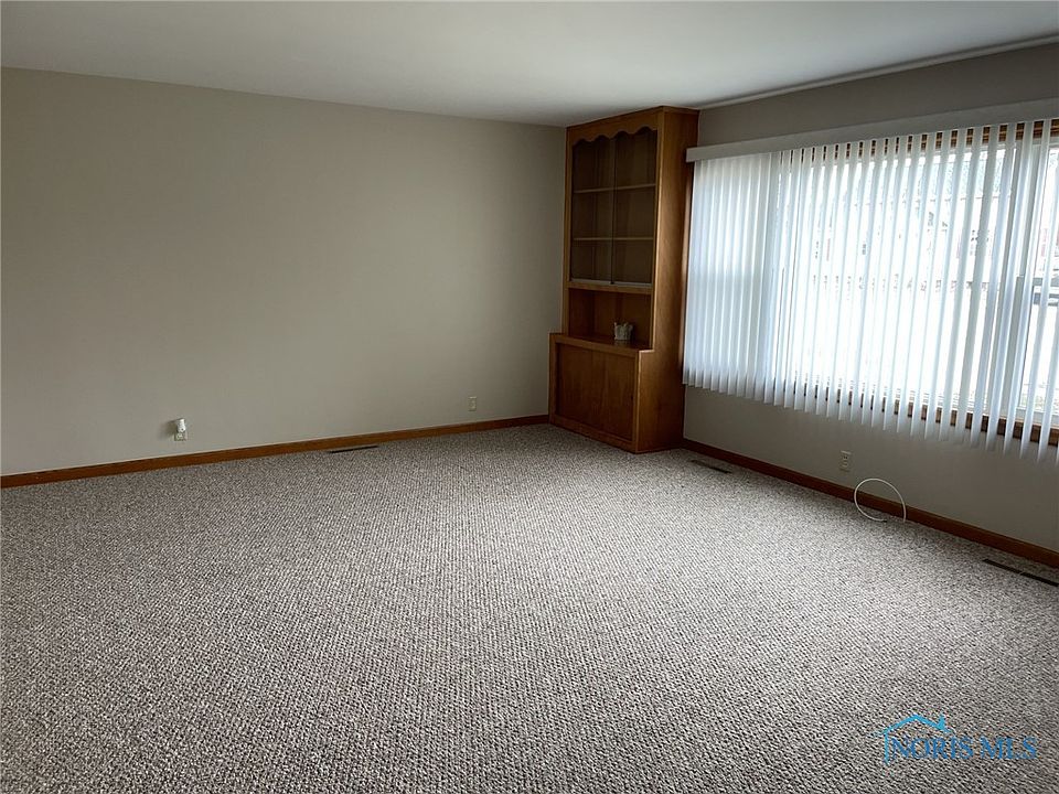 120 N Henry St, Malinta, OH 43535 Zillow