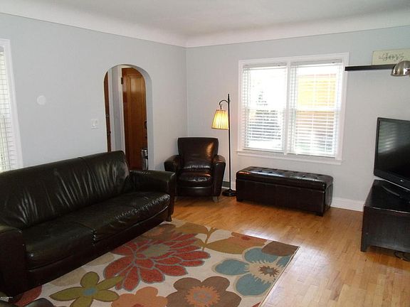 5th image of 153 W 23rd St