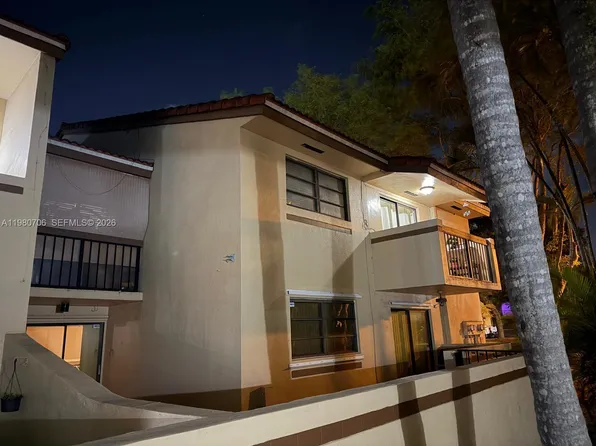 6246 SW 136th Ct APT D209, Miami, FL 33183