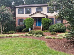 1712 Bearhollow Rd, Greensboro, NC 27410