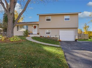 24 N Pollard Dr, Fulton, NY 13069