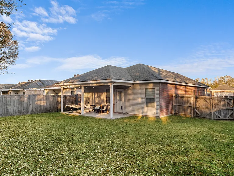 128 Bottle Brush Ln — Photo 4