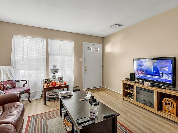 4th image of 141 Forge Ln Unit 141