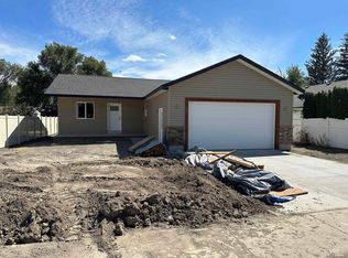 203 21st Ave, Gooding, ID 83330