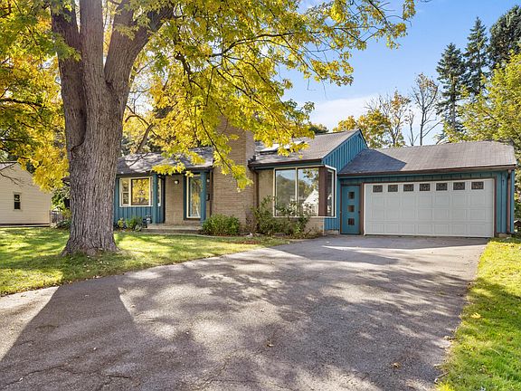 2nd image of 326 Cadman Dr