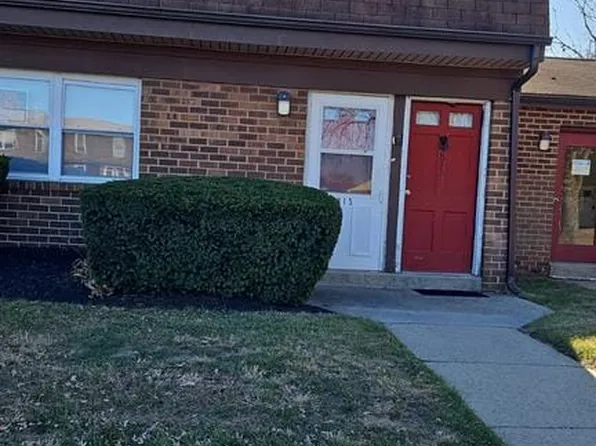 815 Henri Ct, Burlington, NJ 08016