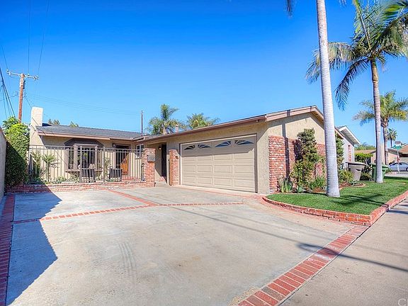 2nd image of 421 Opal Cove Way
