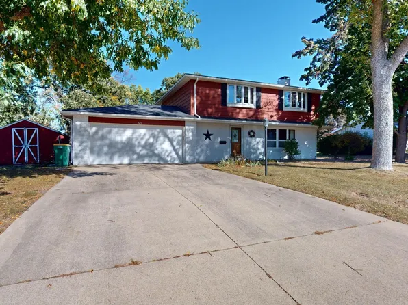 329 Meredith Rd, Albert Lea, MN 56007