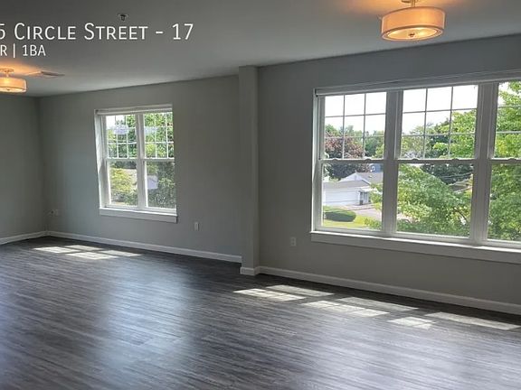 5th image of 25 Circle St #17